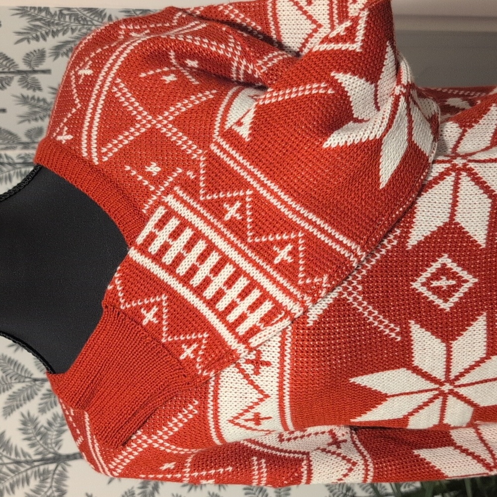 POL Red and White Patterned Women's Sweater - Picture 4 of 5